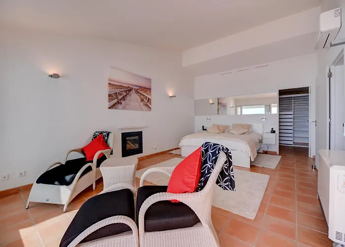 The Fantastic Beach House Of Luz